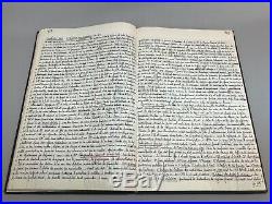 Ancien cahier entièrement manuscrit entièrement consacré À lhistoire Du village