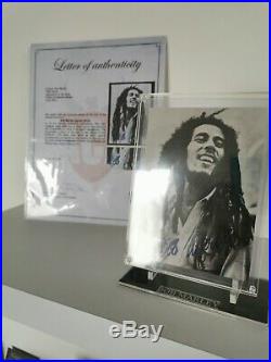 Autograph signed by Bob Marley with certificate of authenticity