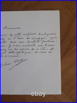 Julien GRACQ, écrivain (1910-2007), Carte autographe signée sur bristol