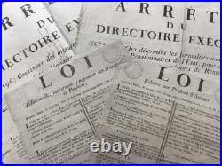 Lot de 11 affiches révolutionnaires relatives aux rentes et pensions, SAINTES