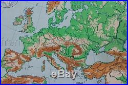 P452 Carte scolaire vintage Lablache Europe relief sol 12 Alpes physique 2 face