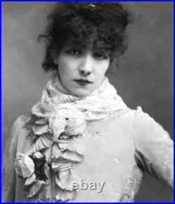 SARAH BERNHARDT en guerre contre la Présidente Apollonie Sabatier
