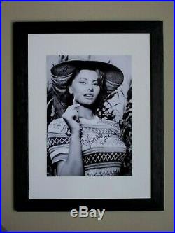 Sophia Loren. Autographe